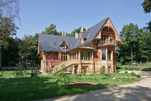 Дом в Германии - Остроконечный кокетки и кладка шуппен фото №2